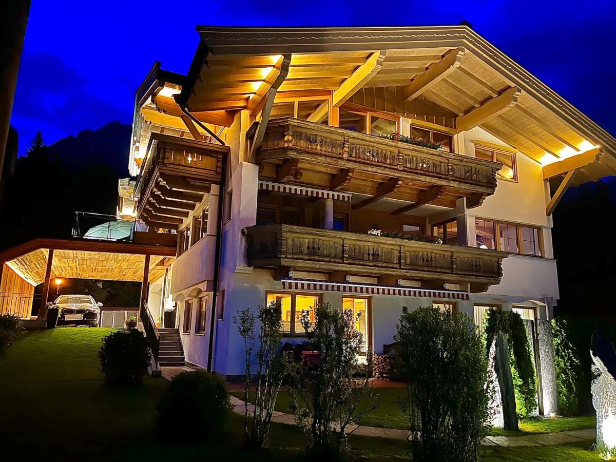Landhaus BergMoment - adults only Ellmau Exterior foto