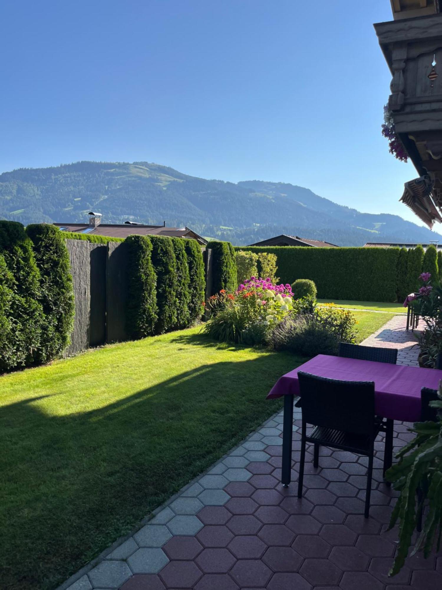 Landhaus BergMoment - adults only Ellmau Exterior foto