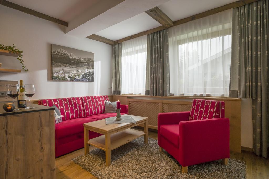Landhaus BergMoment - adults only Ellmau Exterior foto